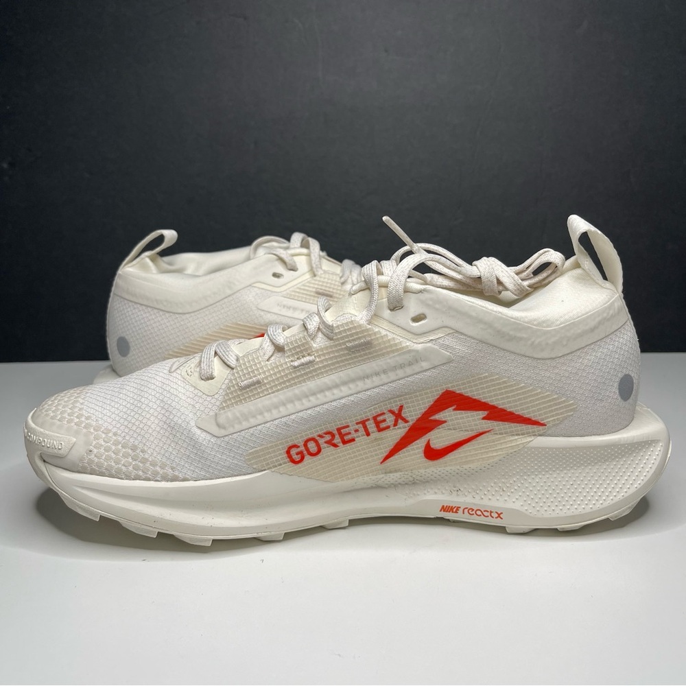 Nike React Pegasus Trail 5 Gore-Tex Sail Picante Red FQ0912-100 Women's Size 9 - Picture 4 of 9